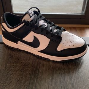 Nike SB Dunk Low Retro Panda